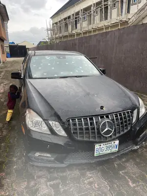 Mercedes-Benz E350 2010 Black