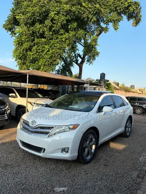 Toyota Venza 2012 White