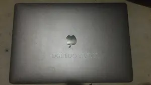 Laptop Apple MacBook Pro 2015 12GB Apple M5 Pro HDD+SSD 512GB