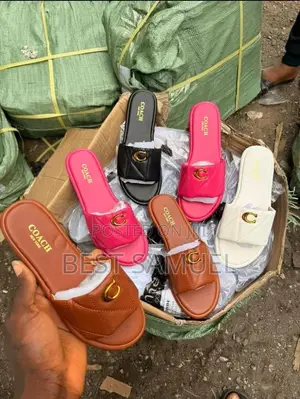 Quality Coach Slippers
