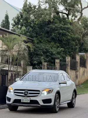 Mercedes-Benz GLA 250 2015 White