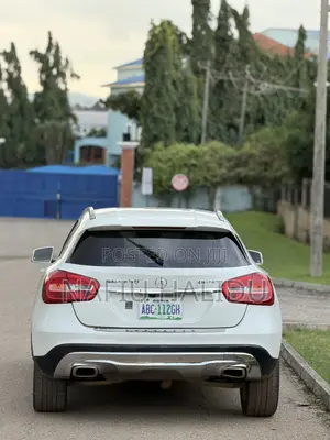 Mercedes-Benz GLA 250 2015 White