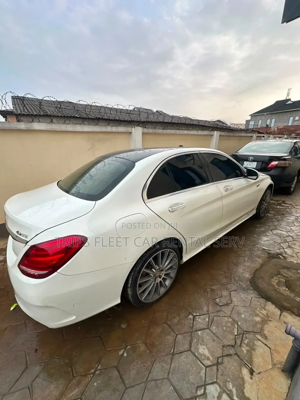 Mercedes Benz C400 Available for Rent