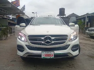 Mercedes-Benz GLE-Class 2016 White
