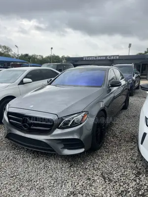 Mercedes-Benz E300 2017 Gray