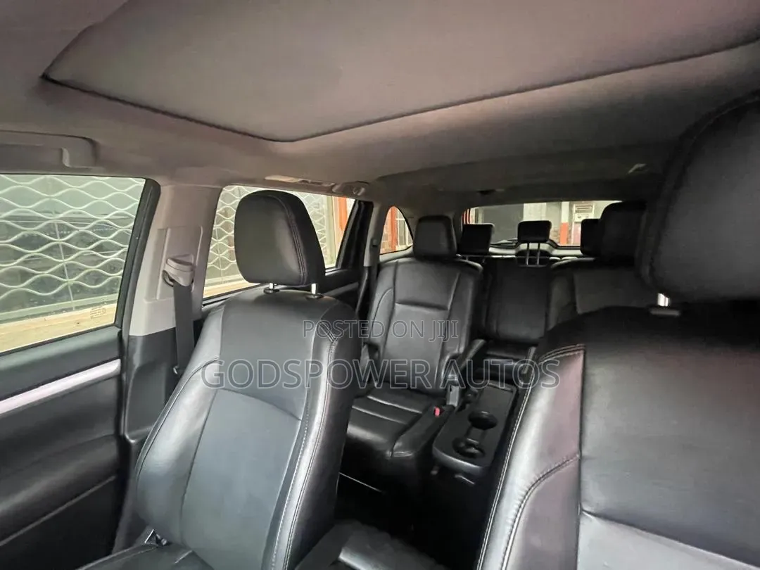 Toyota Highlander 2017 Red