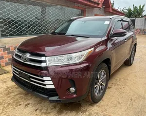 Toyota Highlander 2017 Red