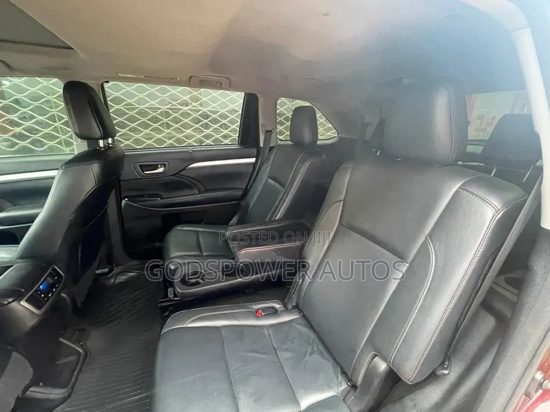 Toyota Highlander 2017 Red