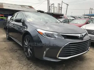 Toyota Avalon Limited 4dr Sedan (3.5L 6cyl 6A) 2015 Gray