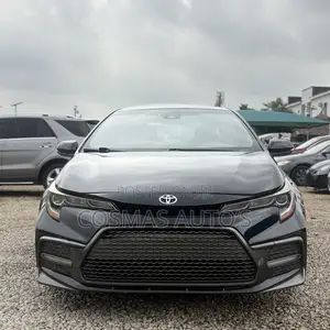 Toyota Camry XLE FWD 2020 Black