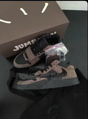 Travis Scott Jumpman Jack 'Dark Mocha’