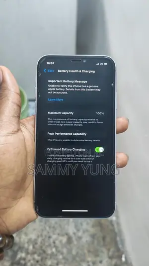 Apple iPhone XR 64 GB White