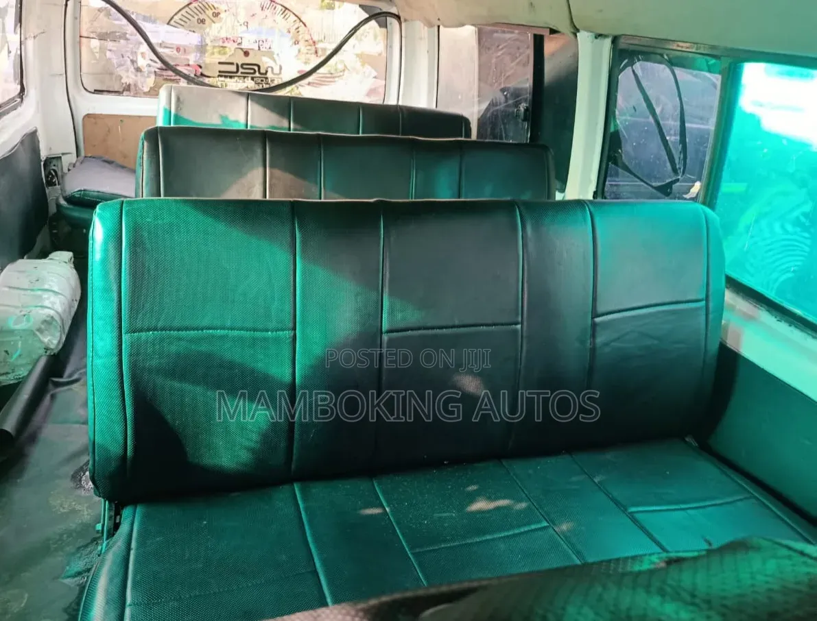 Toyota HiAce 2012 White