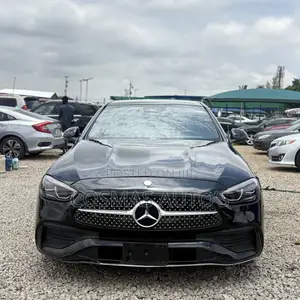 Mercedes-Benz C300 2024 Black