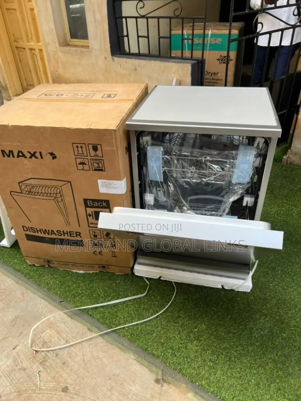 Maxi Dishwasher