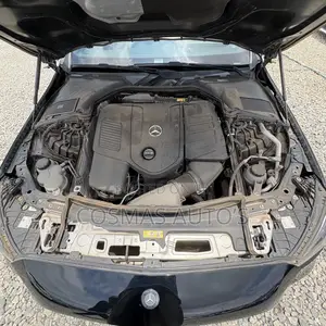 Mercedes-Benz C300 2024 Black
