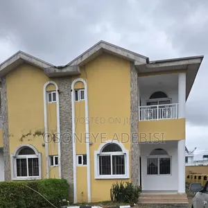 4bdrm Duplex in Innoyo Estate for rent
