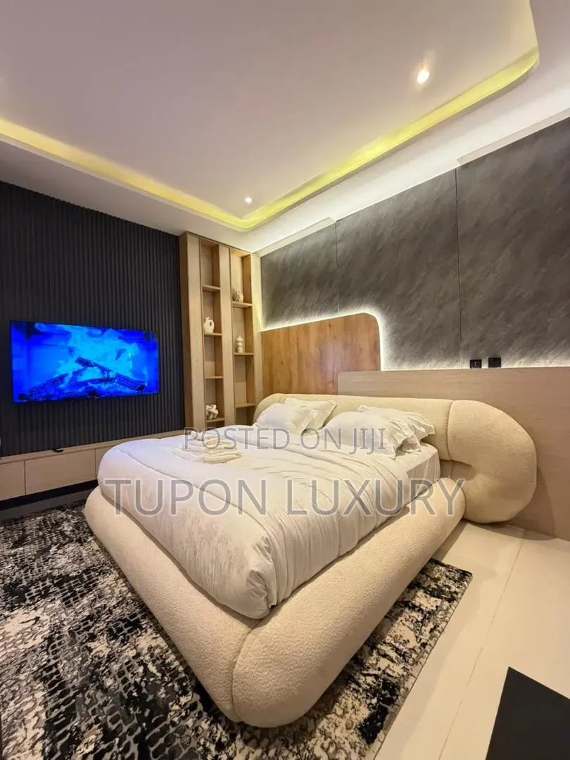 Spacious and Luxury 2bedroom With Ps5, Pool, Gym