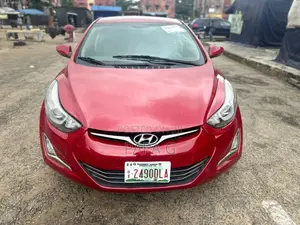 Hyundai Elantra Limited Sedan FWD (1.8L 4cyl 6A) 2016 Red