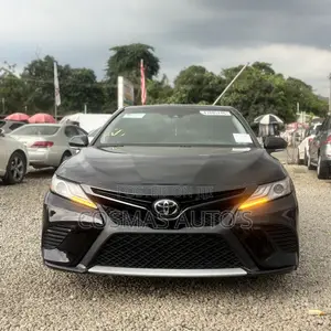Toyota Camry 2018 Black