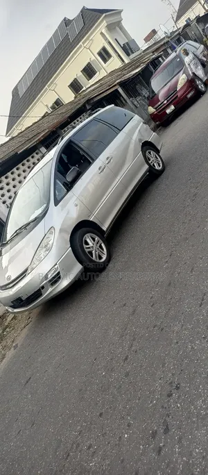 Toyota Previa 2007 Silver