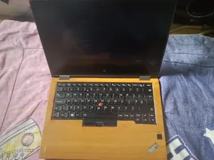 Laptop Lenovo ThinkPad Yoga 8GB Intel Core i5 SSD 256GB