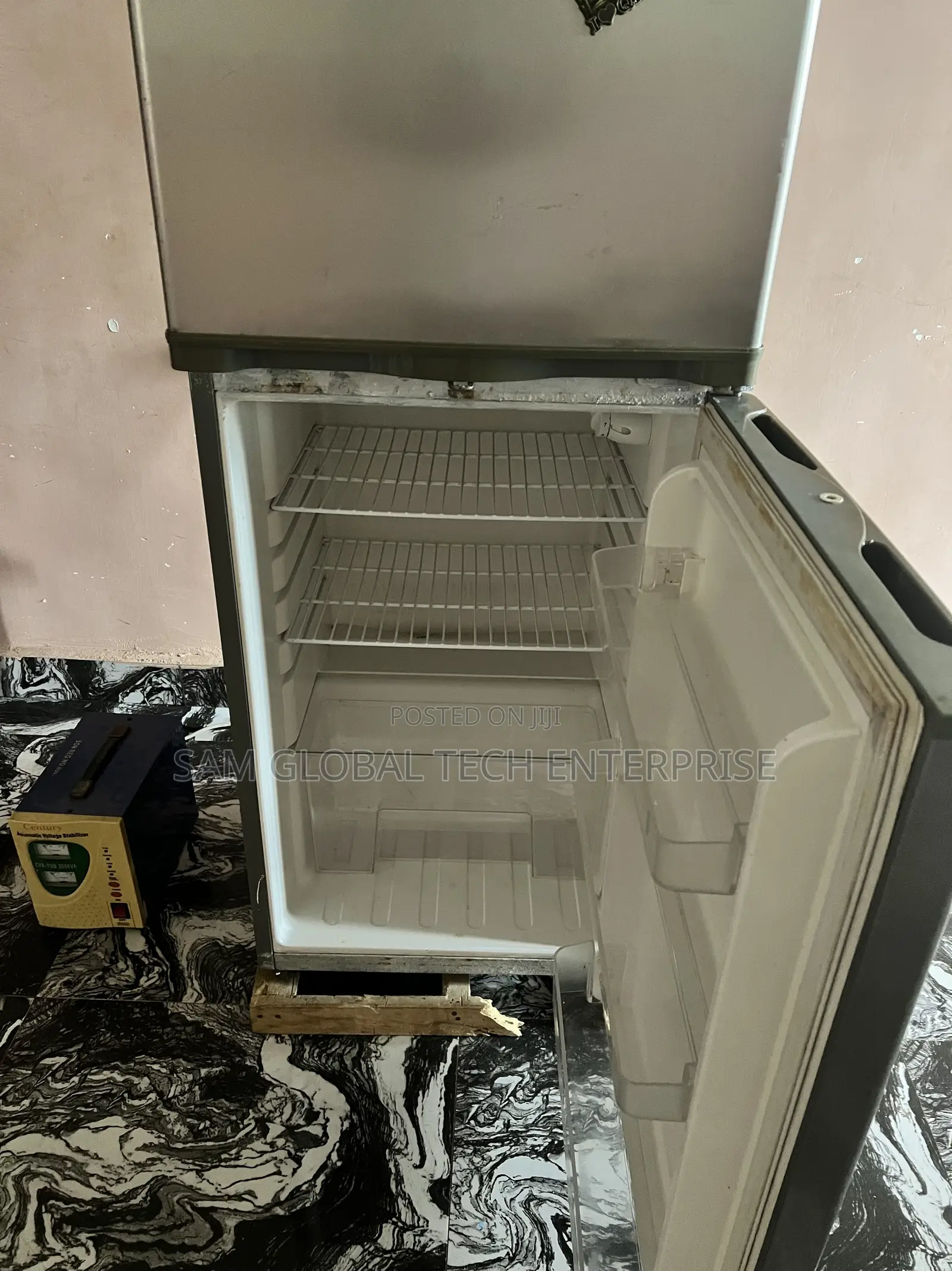 Skyrun Fridge