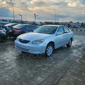 Toyota Camry 2004 Silver