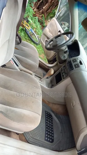 Toyota Corolla 2001 Brown