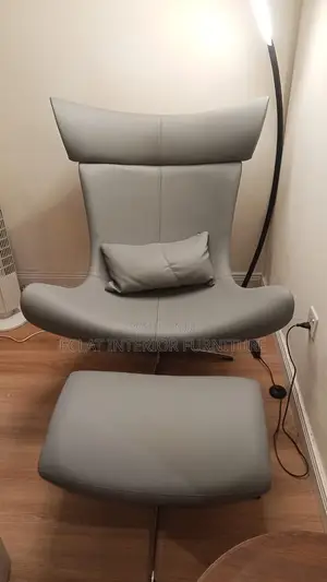 Ash Relaxing Chair With Footrest