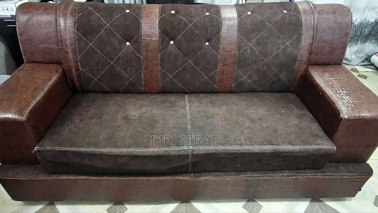 Solid 3,2,1 Sofas for Sale