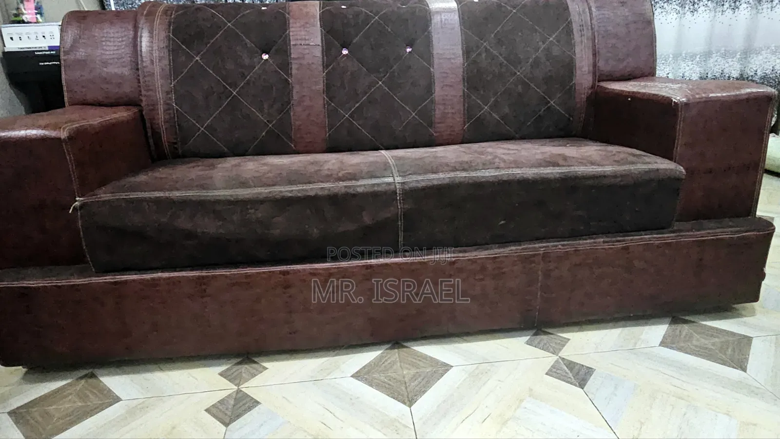 Solid 3,2,1 Sofas for Sale