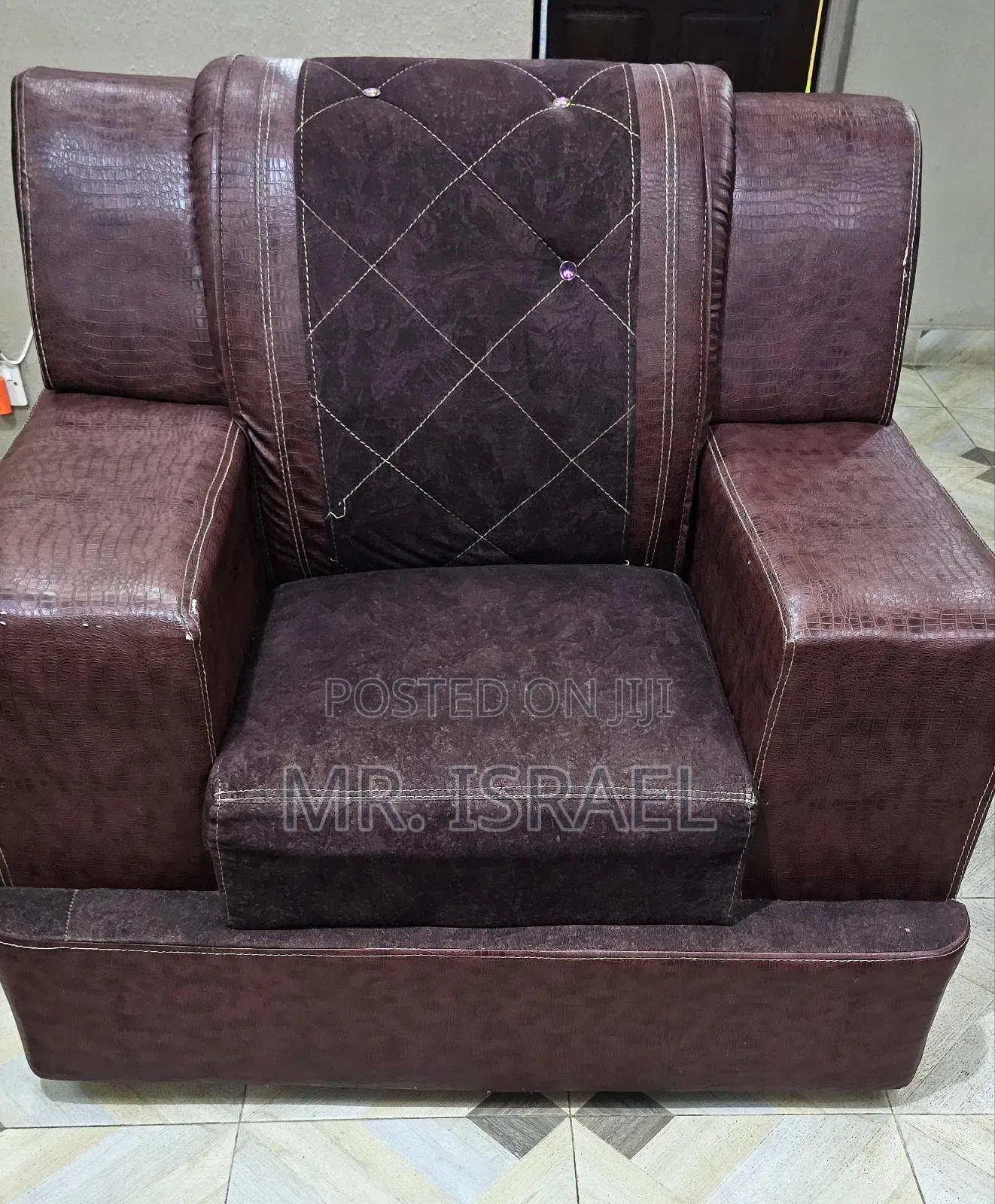 Solid 3,2,1 Sofas for Sale