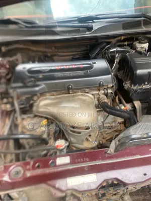 Toyota Camry 2004 Red