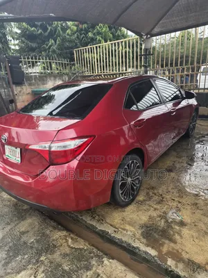 Toyota Corolla 2014 Red