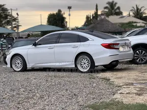 Honda Accord 2019 White