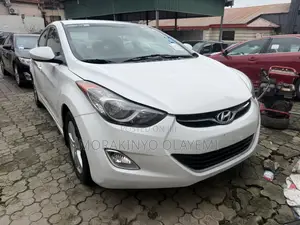 Hyundai Elantra GLS Sedan FWD (1.8L 4cyl 6A) 2013 White