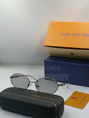 Louis Vuitton Vintage-Style Oval Sunglasses – Gunmetal Frame.