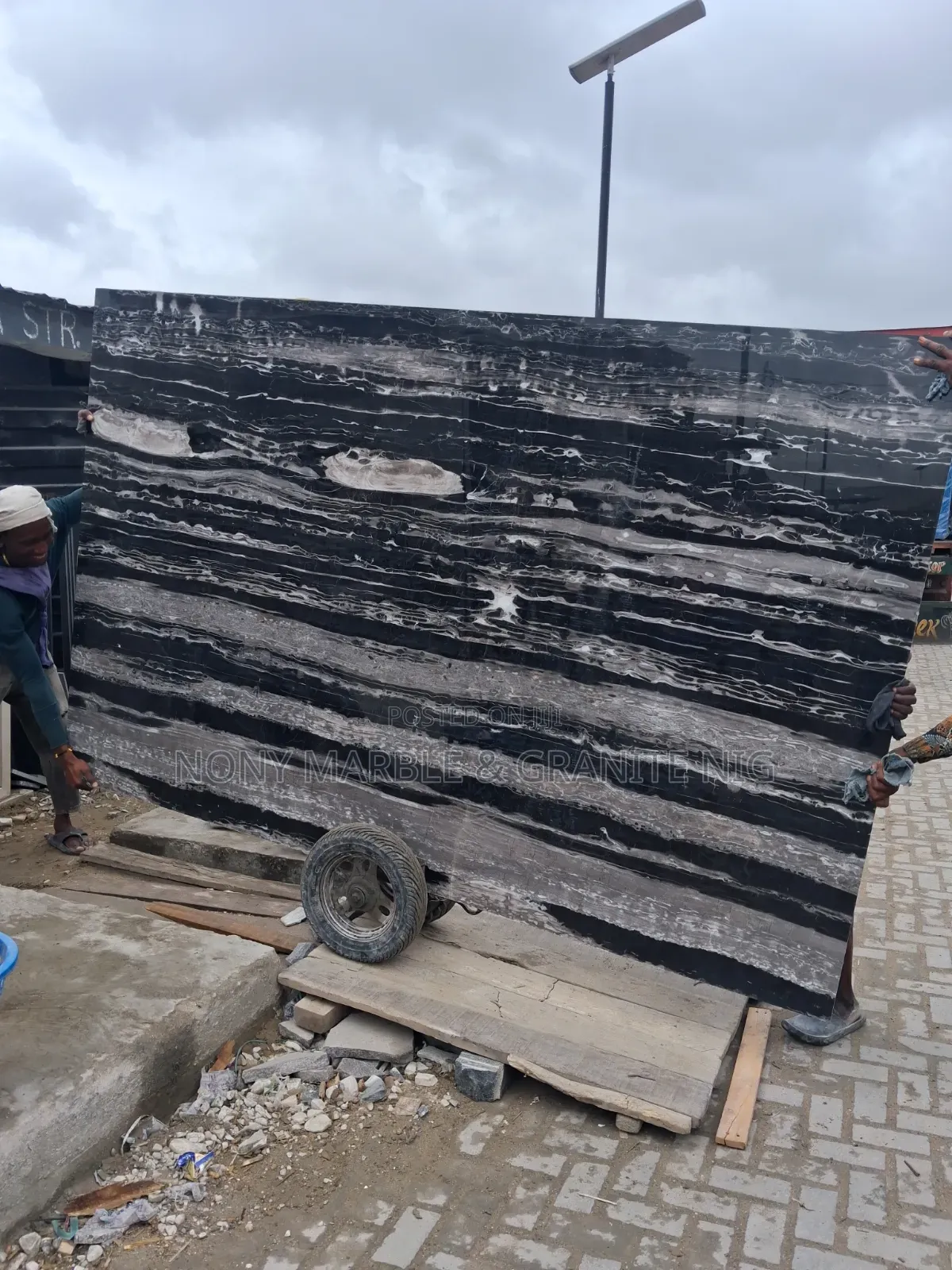 Black Maquenn Marble