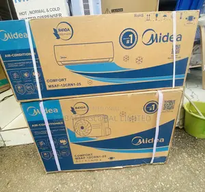 Midea 1.5HP AC It Comes With Installation Kits