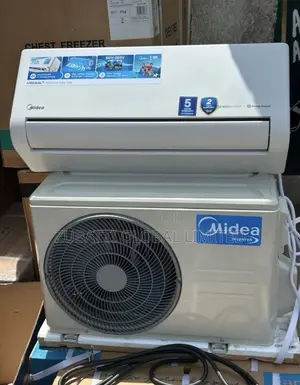 Midea 1HP AC It Comes With Installation Kits