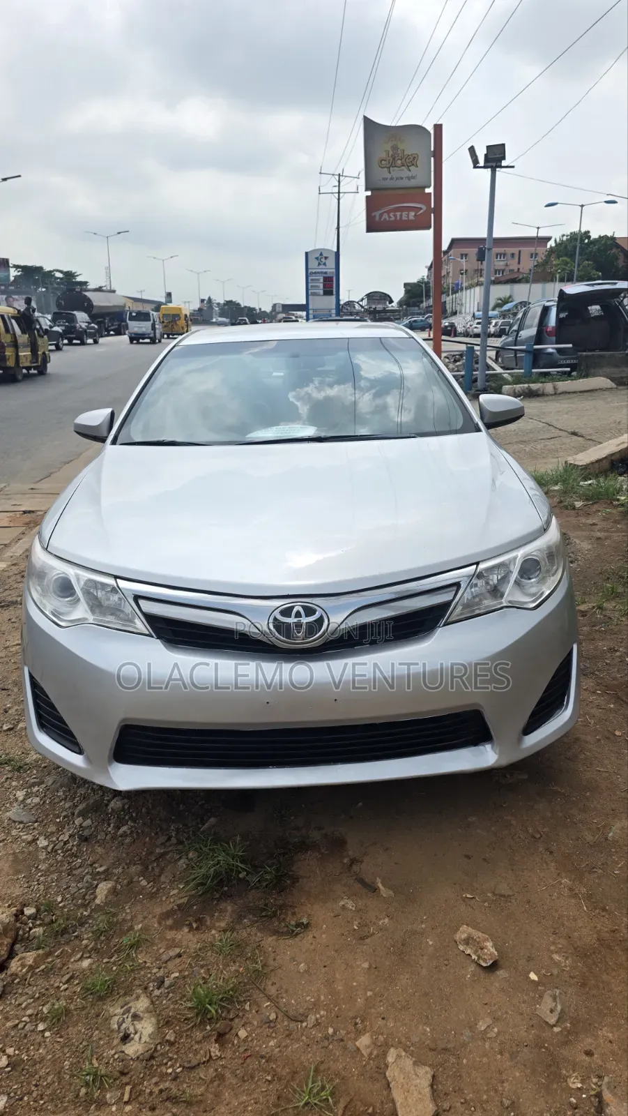 Toyota Camry 2014 Silver