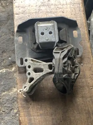 Peugeot Engine, Seat & Gearbox Mounting 2008/3008/208/308 – Quality