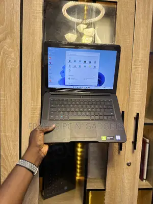 Laptop Razer Blade 16GB Intel Core i7 SSD 512GB