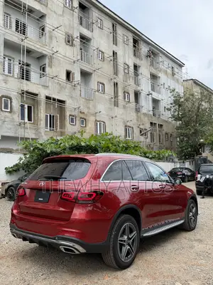 Mercedes-Benz GLC-Class 2021 Burgundy