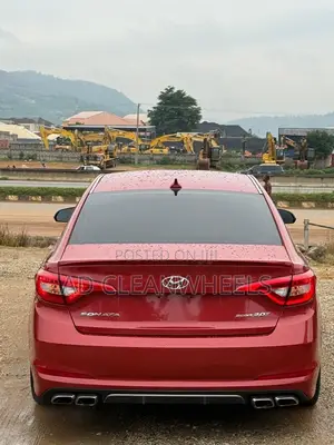 Hyundai Sonata Sport 2.0T 4dr Sedan (2.0L 4cyl Turbo 6A) 2015 Red