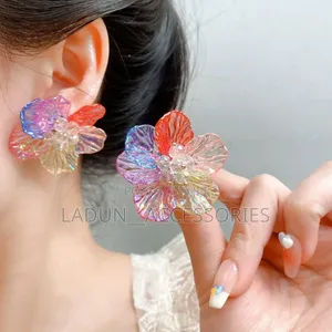 Flower Stud Earring