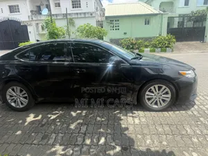 Lexus ES 2013 Black