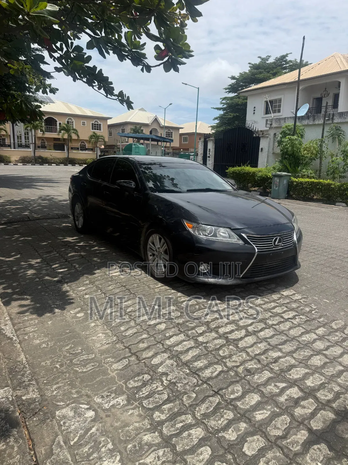 Lexus ES 2013 Black