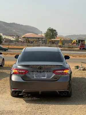 Toyota Camry XSE FWD (2.5L 4cyl 8AM) 2018 Gray
